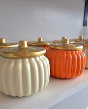 Load image into Gallery viewer, Lux Pumpkin
